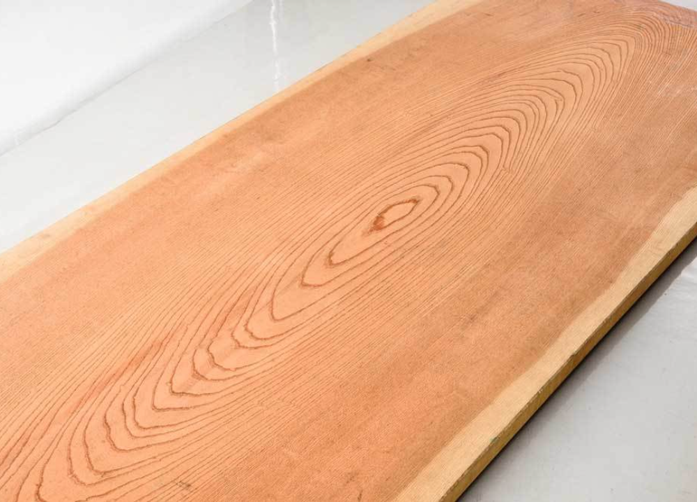 会太銘木店‗木目が非常に美しい欅の銘木のアップにした画像